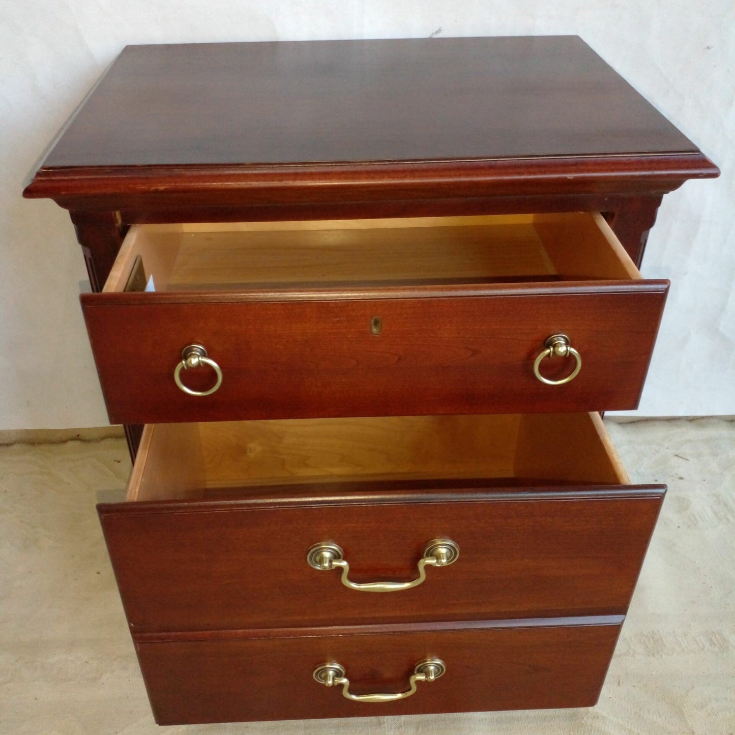 Drexel Heritage Bedside table
